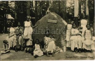Somali-Dorf, Stamm Essa / African folklore from Somalia. Bayrische Gewerbeschau 1912 in München