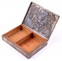 Szebényi Imre (1923-1983): Ezüst (Ag.) cigarettásdoboz József Attila idézettel, poncolt, trébelt, fa...