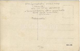 1920 Ellenforradalmi emlékoszlop (lebontott) felavatása a Ludovika főépülete előtt. A Tanácsköztársa...