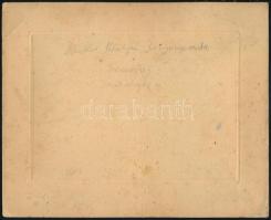 1927 Szarvas, Müller Károlyné Könyvnyomdája, az üzlet előtt ifj. Müller Károly és édesanyja, fotó, k...