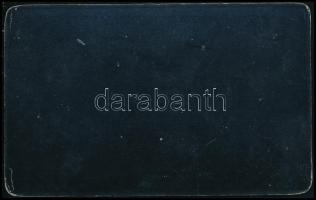cca 1900 Háromkerekű motorbicikli, keményhátú fotó Drescher Mária aradi műterméből, 6,5×10,5 cm