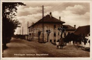 1929 Hegyeshalom, Pénzügyőri laktanya