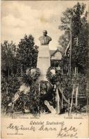 1904 Szatmárnémeti, Szatmár, Satu Mare; megkoszorúzott Kiss Gedeon szobor, Városi kioszk. Hollósi felvétele / wreathed statue, kiosk