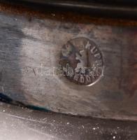 Berndorf Krupp régi sószóró, jelzett, csorbákkal, m: 11,5 cm