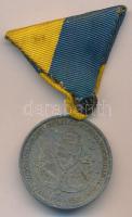 1941. "Délvidéki Emlékérem" cink emlékérem mellszalaggal. Szign.: BERÁN L. T:2
Hungary 19...