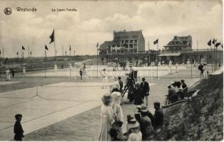 10 db régi képeslap teniszpályákkal és teniszezőkkel / 10 pre-1945 postcards with tennis courts and ...