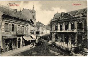 1910 Veszprém, Szabadság tér, Veszprém Megyei Takarékpénztár, Ungár Lipót, Winter Sándor üzlete. Kiadja Pósa Endre (EK)