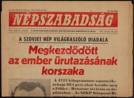 1961 Vegyes újság tétel, 3 db (2 db Népszava, 1 db Népszabadság, benne az űrutazással kapcsolatos hírekkel, a címlapokon Gagarinnal. Változó állapotban.