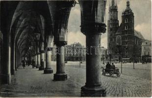 1905 Kraków, Krakau, Krakkó; Kosciol N. Panny Maryi od strony Sukiennico / square from the arcades, church, horse cart
