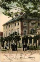 1905 Vác, Püspöki palota