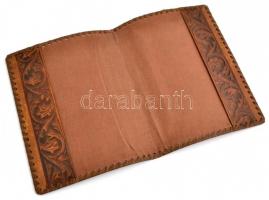 Címeres bőr mappa, jó állapotban, 24×18 cm