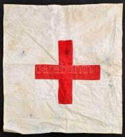 Vöröskeresztes zászló, foltos, 47×44 cm