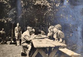 1931-38 Több, mint 100 cserkész fotó a Kőrösi Csoma Sándor és Hunyadi Mátyás cserkészcsapat, a Turul...