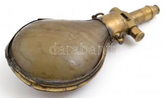 XIX. sz.: Vadász lőportartó. Réz, fém, szaru. 17 cm / Gunpowder holder. Copper, metal, tusk. 17 cm