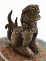 Kínai, sárkány figurás Clouson rekeszzománccal díszített fém tálka. Sérült a zománc. / Chinese ename...