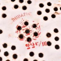 Régi zománcozott füles fém tésztaszűrő, festett jelzéssel, d: 22,5 cm