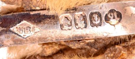 cca 1900 Ezüst(Ag) kitűző, féldrágakővel, karmokkal, jelzett (angol), h: 7 cm, bruttó: 11,1 g