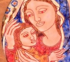 Kővágóné (Zsóri) Balogh Erzsébet (1955- ): Kis madonna, tűzzománc, jelzett, fa keretben, 21×16,5 cm