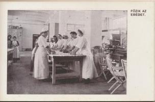 Pénzintézetek Hadikórháza - Karácsony 1917. Képeslapfüzet 8 lappal a hadikórházban zajló életről, pé...