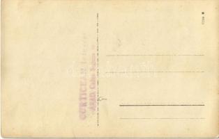 Arad, kerékpáros postások a hídon / post officers with bicycles on the bridge, postmen. Curticean ph...