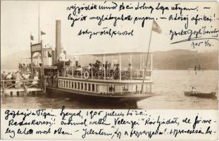 1905 Szeged, Hajóállomás, Helios gőzhajó a kikötőben. photo