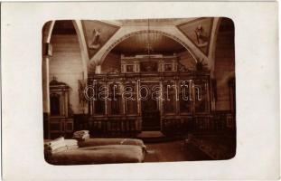 Tábori ágyak egy görögkeleti ortodox templomban / WWI Austro-Hungarian K.u.K. military, field camp beds in a Greek Orthodox church. photo