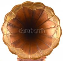 XX. sz. eleje: Nagyméretű gramofon fém tölcsérrel, működő, szép  állapotban. Új tűvel, tartalékkal, ...