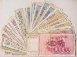 Jugoszlávia 1968-1989. 20-100.000D (28x) T:III-IV
Yugoslavia 1968-1989. 20-100.000 Dinara (28x) C:F...