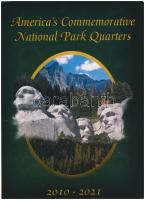 Amerikai Egyesült Államok 2010P-2017P 1/4$ Cu-Ni Nemzeti Parkok (40xklf + 1db előlapi példa) gyűjtői almbumban, 2017-ig teljes a szett, 2021-ig még üres helyek T:1,1- USA 2010P-2017P 1/4 Dollar Cu-Ni National Park Quarters (40xdiff + 1pc obverse example) in collectors album, the set is complete until 2017 with free spaces until 2021 C:UNC,AU
