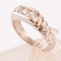 Ezüst(Ag) háromköves gyűrű, jelzett, méret: 43, bruttó: 1,6 g