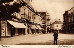 Veszprém, Szabadság tér, Könyv és Papírkereskedés, üzletek (fa)