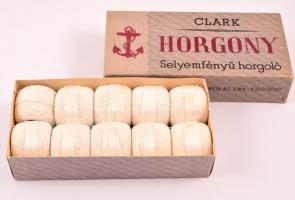Clark Horgony selyemfényű horgolócérna, 10 db 80-as finomságú gombolyag, eredeti dobozában