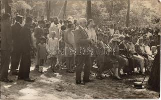 1928 Balatonaliga (Balatonvilágos), Szent Mise bemutatása a szabadban. photo