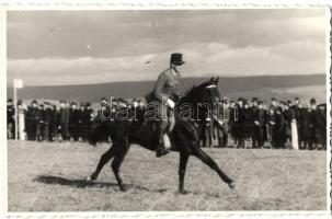 1940 Kassa, Kosice; lovas bemutató / horse show, photo