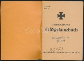 1939 Katholisches Feldgefangbuch - a Wehrmacht vallásos katonáinak katolikus imádkozókönyvecske, szé...