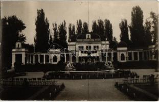 Kolozsvár, Cluj; Sétatéri kioszk, Ursus sör / Bere Ursus Chiosc / promenade kiosk, Ursus beer