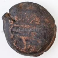 Boszporosz Kr. e. ~IV-III. század Bronzpénz (2,44g) T:3 Bosporos ~4th-3rd century BC Bronze coin (2,44g) C:F