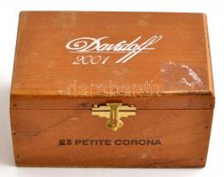Davidoff fa szivarosdoboz csattal 15x9x10 cm