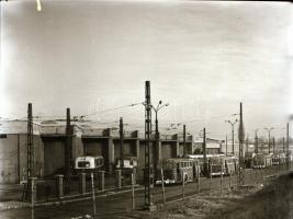 cca 1969 Budapest, trolibusz garázs, 4 db vintage negatív és az ezekről készült 2 db mai nagyítás, K...