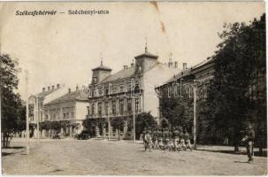 1917 Székesfehérvár, Széchenyi utca, katonák (EK)