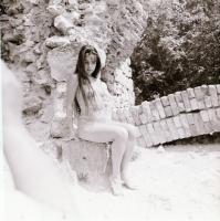 cca 1980-as években készült, szolidan erotikus felvételek, 7 db vintage negatív + 1 db mai nagyítás,...