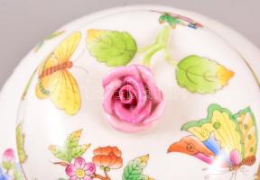 Herendi Viktória mintás fedeles váza, kézzel festett, jelzett, apró kopásnyomokkal, m:15,5 cm