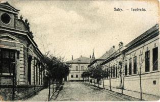 Ipolyság, Sahy; utcakép. Kiadja Neumann / street view (EB)
