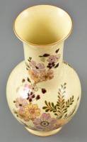 Zsolnay virág mintás váza, kézzel festett, jelzett, apró kopásnyomokkal, m: 26 cm