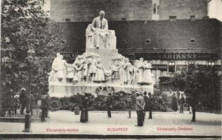 Budapest V. Vörösmarty szobor