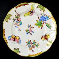 Herendi Viktória mintás antik süteményes tányérok ( 6db), kézzel festett, jelzett (koronás), kopásny...