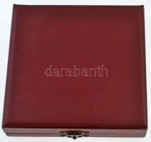 1988. "MTK-VM Sportklub / 100 éves" kétoldalas, ezüstözött Br plakett eredeti ÁPV tokban (...