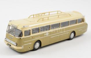 Ikarus 311 és Ikarus 66 játékbusz, kis kopásnyomokkal, h: 11,5 és 15,5 cm