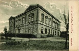 1913 Poprád (Tátra, Magas Tátra, Vysoké Tatry); Magyarországi Kárpát Egyesület múzeuma. Kiadja Divald Károly fia / Uhorsky karpatsky spolok / Hungarian Carpathian Association museum (EK)