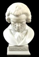 Herendi fehér mázas Beethoven mellszobor, jelzett, kis kopásnyomokkal, m: 20 cm